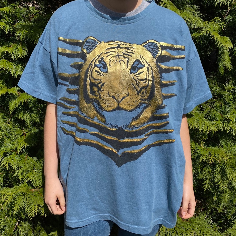 vintage metallic tiger shirt !